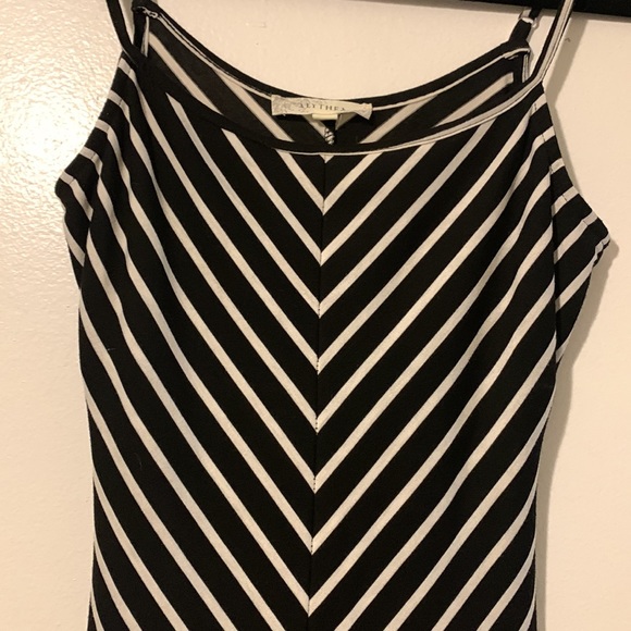 Alythea Dress black and white maxi. Great condition. - Picture 4 of 6